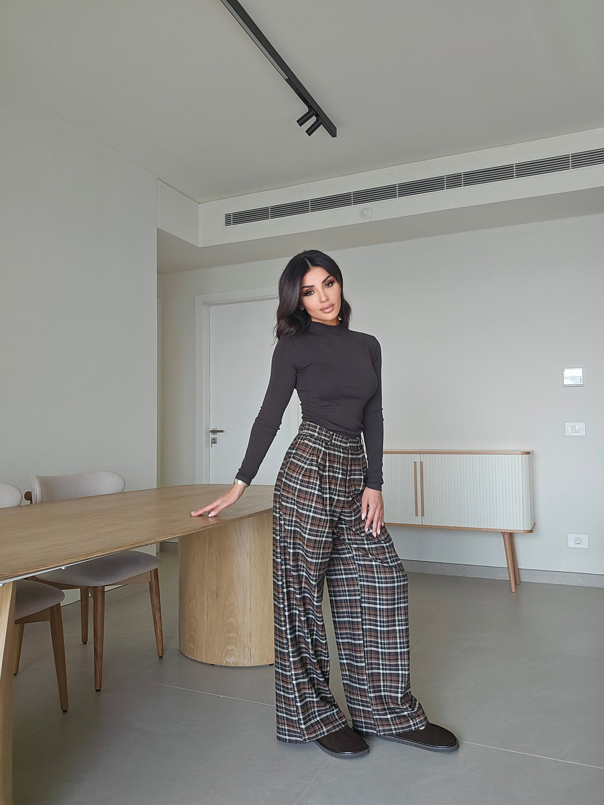 High-waist wide-leg plaid brown trousers