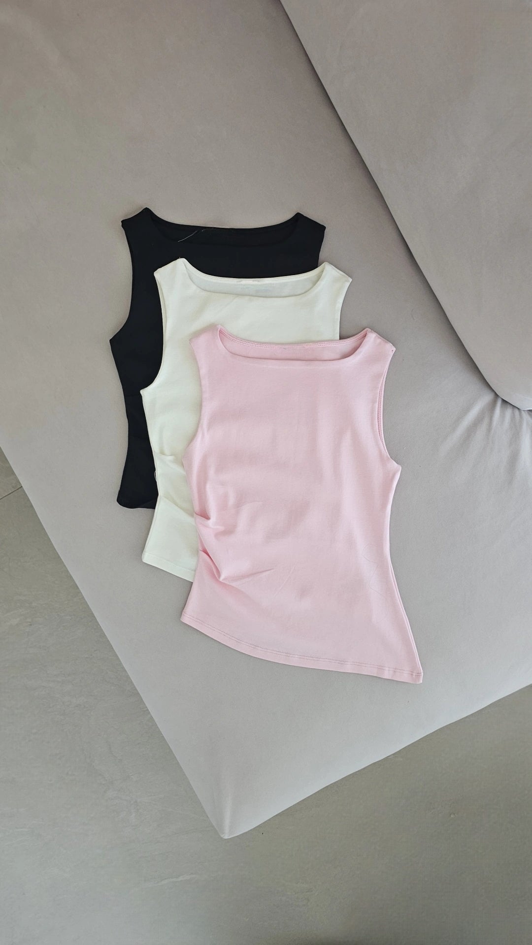 Scrunched asymmetrical top