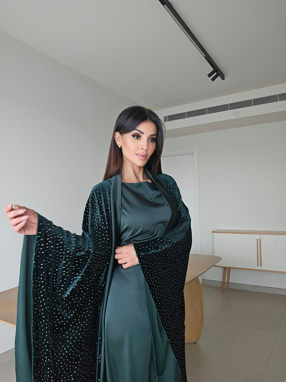Sheikha abaya