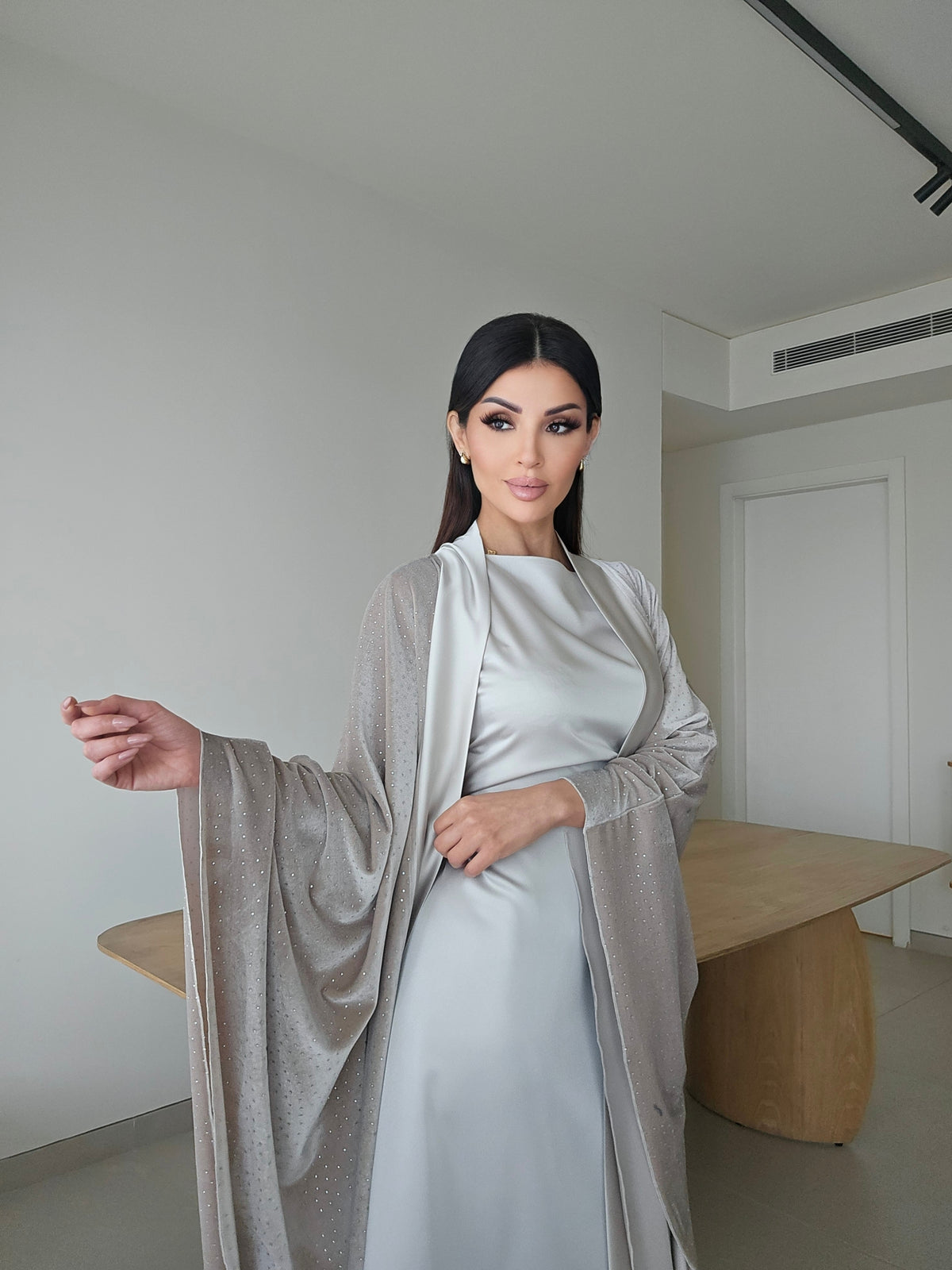 Sheikha abaya