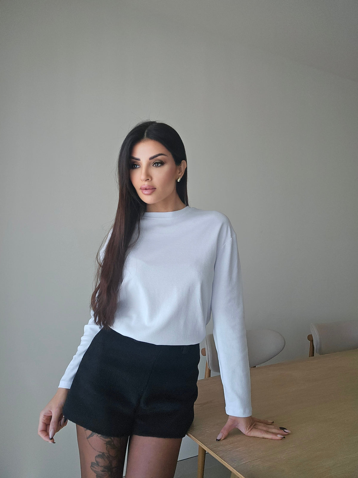 Long-sleeve crewneck cotton top